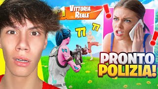 MADRE SPASTICA CHIAMA la POLIZIA perchè il FIGLIO PERDE il PROVINO e🤣su Fortnite [upl. by Marie-Jeanne882]