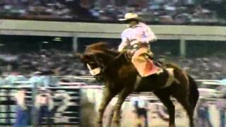 George Strait  Amarillo By Morning LIVE RODEO [upl. by Gianni321]