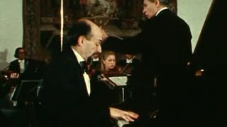 Dmitri Bashkirov plays Mozart Rondo in D K 382  video 1982 [upl. by Bernette]