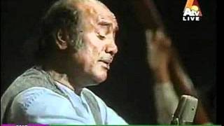 Mehdi Hassan LiveRafta Rafta Woh Meri Rare Version [upl. by Aivan]