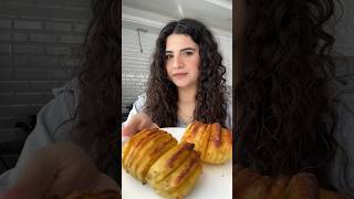 Kaşarlı dilim patates 🤩🤩 patates patateslitarifler shorts potatoes potato atıştırmalıklar [upl. by Anaerda]