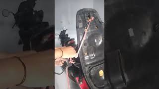 Tutorial cara membuka tutup tangki motor supra [upl. by Ainolloppa]