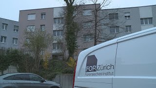 IllnauEffretikon ZH Mann liegt tot in Wohnung [upl. by Ielerol]