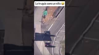 Que tu enemigo no sepa tu próximo movimiento 😂 humor memes persecution autos shorts mexicanos [upl. by Yearwood]