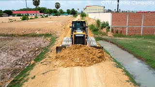 Impassive Building Village Road BY Big SHANTUI Dozer Cutting Leveling amp Shacman Dongfeng Unloading [upl. by Dwain]