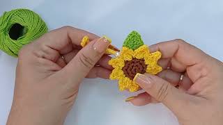 llavero de girasol tejido a crochet 🌻sunflower girasol [upl. by Ylrbmik]