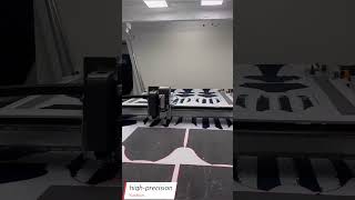 Yuchon automatic fabric cnc cutting machine for apparel machine cnc automobile [upl. by Thormora]