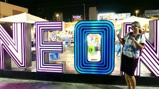 ব্যাংককের নাইট মার্কেট পার্ট ১ THE ULTIMATE NIGHT TIME SHOPPING AT TALAD NEON NIGHT MARKET Part 1 [upl. by Dorri619]