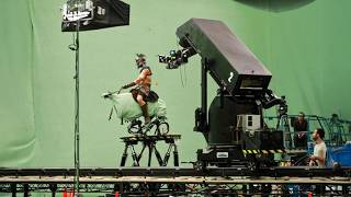 300 Movie Behind The Scenes  Making Of  VFX Breakdowns  Shooting  Gerard Butler  Lena Headey [upl. by Oicor]