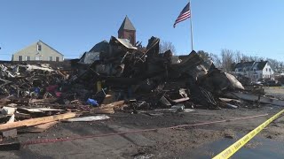 Wolfeboro New Hampshire grocery store destroyed in fire [upl. by Naujtna]