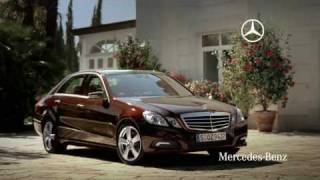 Mercedes Benz Werbung  Die neue EKlasse 2009w212 quotHippiequot Mercedes E class sedan [upl. by Errehs]