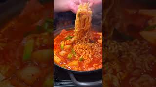 BUDAE JJIGAE SPICY RAMEN PULL POCHA HOUSE SACRAMENTO CA spicyramen [upl. by Hux]