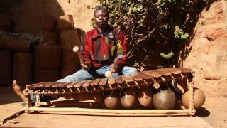 Balafon style quotSénoufoquot  Adama Diabaté  BaraGnouma [upl. by Thorfinn337]