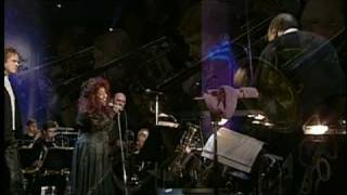 Quincy Jones Chaka Khan amp Simply Red live  Everything Must Change [upl. by Kneeland]