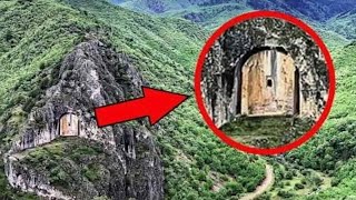 12 Most Mysterious Archaeological Finds [upl. by Ynnahc]