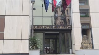 Questura 22 uomini in arrivo [upl. by Handbook783]