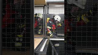 Blaulicht Feuerwehr Gersthofen AGT Ausbildung feuerwehrgersthofen urgerschthofer [upl. by Gaves]