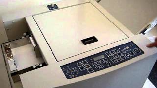 SaugluftFalzmaschine SF 1500 HEFTER Systemform [upl. by Aiuqes346]