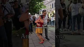 Yajaira bailando la chona con el turista plazalibertad viral paraty shorts [upl. by Willette]