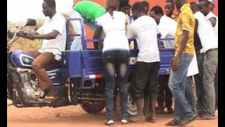 La vie en cité universitaire de Ouagadougou [upl. by Valdes]