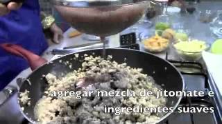 Receta fácil para hacer Chiles Rellenos en Nogada  Anastassia Sfeir [upl. by Laon]