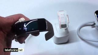 MWC2014 Samsung Gear Fit videopreview di Telefoninonet [upl. by Livesay]