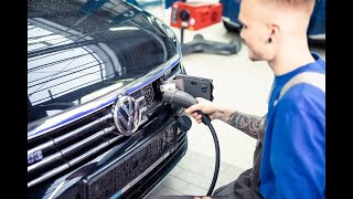 Ausbildung KfzMechatroniker mwd bei der Volkswagen Group Retail Deutschland [upl. by Niklaus]