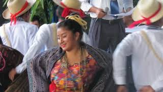 El Baile del Pañuelo Sacatuya  Grupo Folklórico Barillas [upl. by Yllil787]