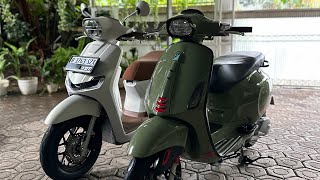 Diadu Honda Stylo 160 vs Vespa Sprint S Satu Kelas Beda Harga [upl. by Bergin337]