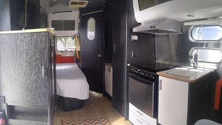 2005 Airstream International Bambi CCD 19 [upl. by Emoraj]