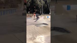 Frontside 360 Shove skateboarding fs360shove fs360shuv [upl. by Tildy]