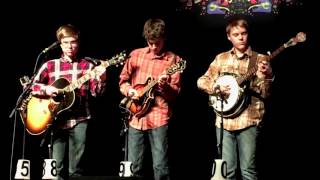 Snow River String Band  Foggy Mountain Breakdown [upl. by Nigam]