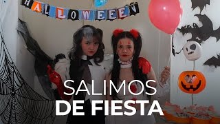 SALI DE FIESTA CON NOSOTRAS versión halloween [upl. by Atinram]