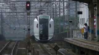 E２５９系成田エクスプレス 稲毛駅通過 [upl. by Iniretake]