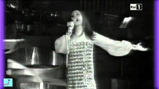 Gigliola Cinquetti QUELLI ERANO I GIORNI Live at Senza Rete 1969 [upl. by Ateiluj]