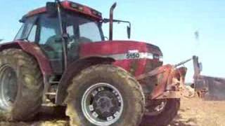 Case IH 5150  charrue Kuhn 5 corps [upl. by Llerrud]