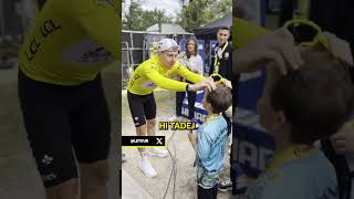 Pogacar gives Cavendishs son his sunglasses 😎 after the historic 35th stage win by his dad cycling [upl. by Goto]