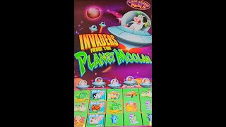 Invaders from the Planet Moolah Slot Machine [upl. by Yasmeen406]