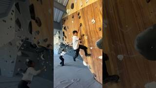 Los escaladores no saben esto  😱 parkour climbing shortsviral [upl. by Georgeanna]