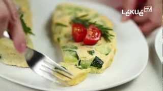 Lékué TV  Omelette  Receta Tortilla de pimiento verde ajo y cebolla [upl. by Cotter]