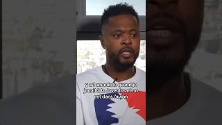 Patrice Evra explique pourquoi il faut jamais faire confiance à Carlos TevezCrédit Colin Interview [upl. by Serrell940]