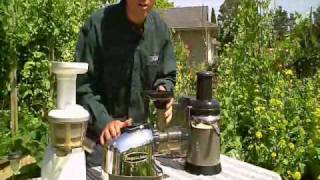 Choosing the right juicer with John Kohler [upl. by Asille]