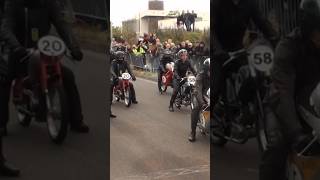 M Stichting Rijdend Motorsport race met historische motoren old motorcycles motorfietsen History [upl. by Ares711]