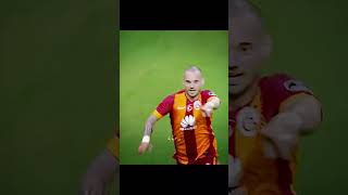 Arenada Sneijder… Galatasaray Besiktas galatasaray shorts edit short [upl. by Sucramd]