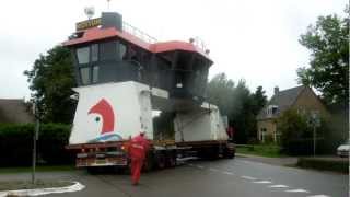 Veerboot MONNIK op Ameland met de oude scheepsbrug van de ROTTUM 11 [upl. by Rebm]