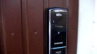 Samsung SHS 1320 RFID lock [upl. by Weirick]