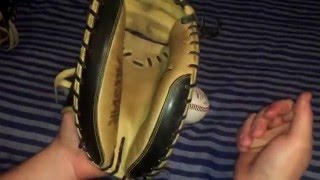 BREAKING IN A CATCHERS MITT IN ONE DAY GAME READY [upl. by Aynwad]