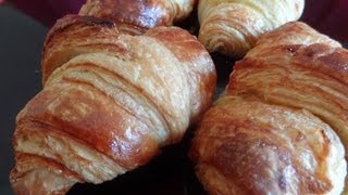 Receta de Croissants paso a paso  como hacer croissant con masa de hojaldre [upl. by Anirba]