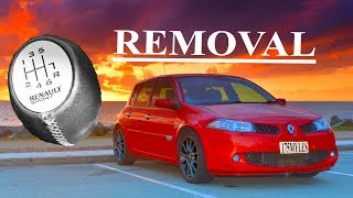 Megane Sport 225 gear knob removal Quick and nasty video [upl. by Hcirdeirf]