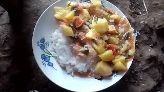 African Village LifeUNIQUE way of cooking RICE and Deep fried IRISH POTATOES [upl. by Sirhc366]